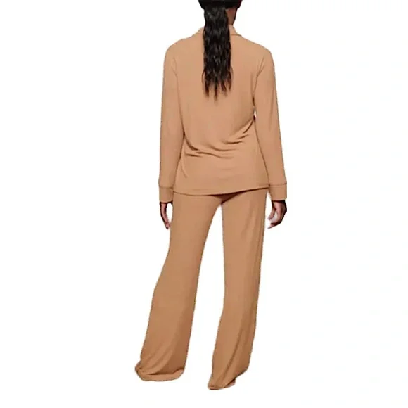 camel SKIMS soft lounge sleep set | SKIMS pjs | tan sleep set - Picture 4 of 7